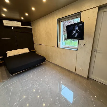 Apartamento Luxury With Bukhari Luxury Seraing